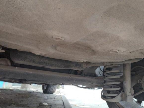 [西安·陕A] 二手中华中华V52012款 1.6L 手动豪华型