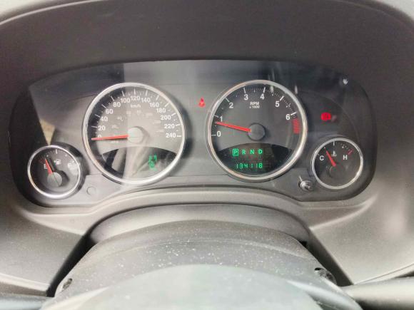 [芜湖·皖B] 二手Jeep指南者2013款 2.0L 两驱豪华版