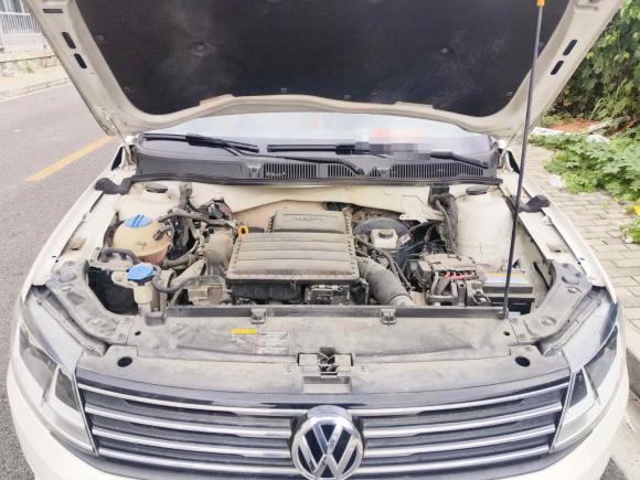 [上海·粤S] 二手大众朗行2015款 1.6L 自动风尚版