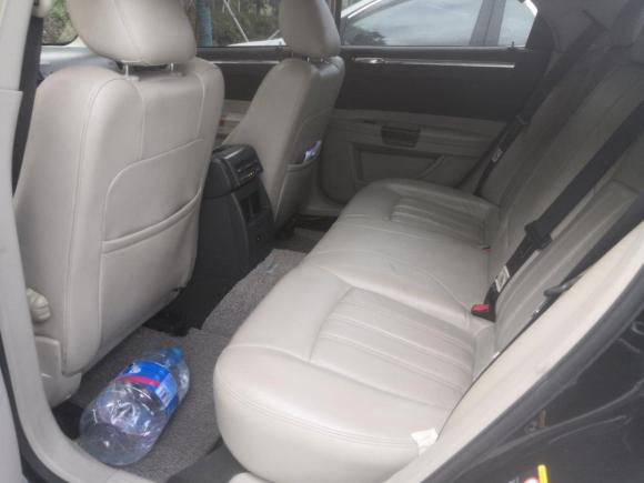 [温州·沪C] 二手克莱斯勒克莱斯勒300C2006款 3.5L 豪华领航版