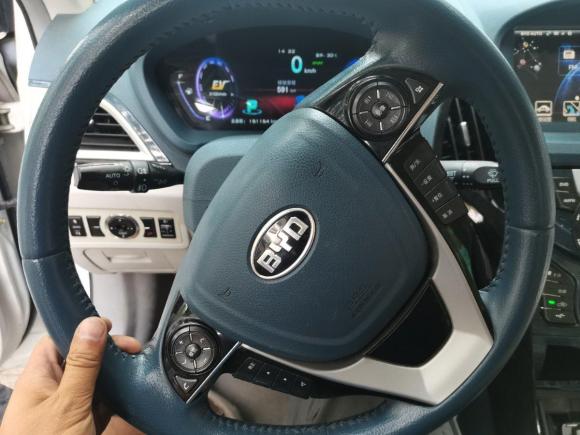 [上海·沪A] 二手比亚迪秦2014款 1.5T 旗舰型