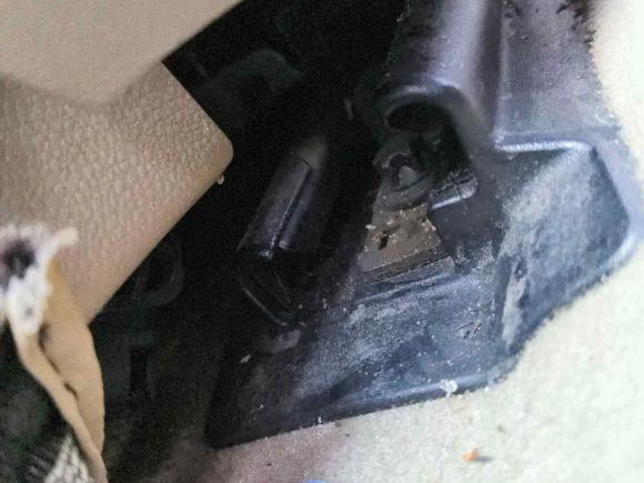 [杭州·浙A] 二手奔驰奔驰E级2011款 E 200 L CGI优雅型