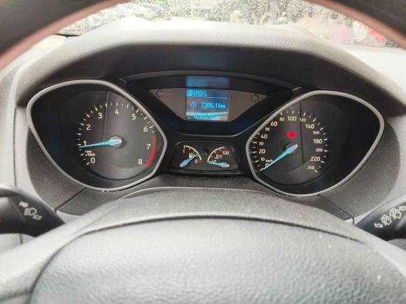 [无锡·苏L] 二手福特福克斯2015款 两厢 1.6L 自动舒适型