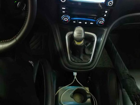 [无锡·苏B] 二手哈弗哈弗H62013款 升级版 1.5T 手动两驱精英型