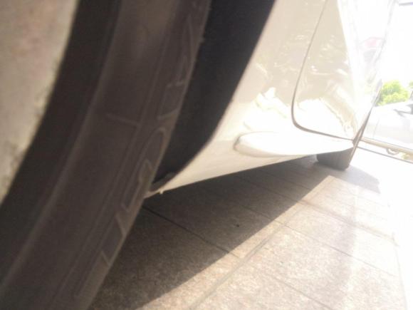 [上海·粤C] 二手奥迪奥迪A4L2013款 35 TFSI 自动标准型