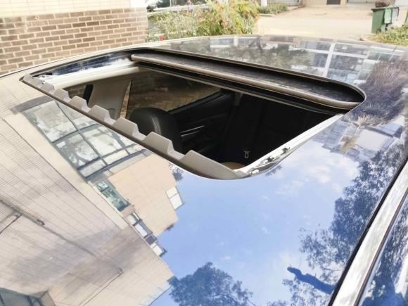 [武汉·鄂A] 二手英菲尼迪英菲尼迪Q702015款 Q70L 2.5L 悦享版