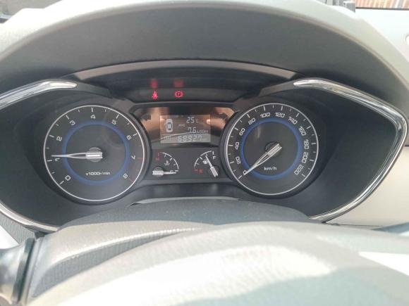 [成都·川A] 二手长安悦翔V72015款 1.6L 手动乐享型 国IV