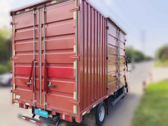 [南通·苏F] 二手中国重汽VGVVGV U702020款 1.5T 手动舒适版 5座