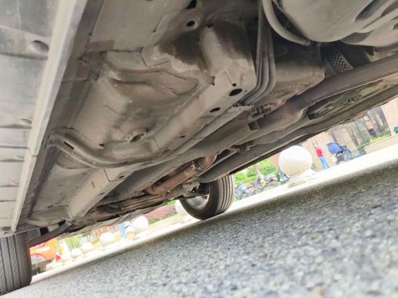 [成都·川A] 二手Jeep指南者2012款 2.0L 两驱豪华版