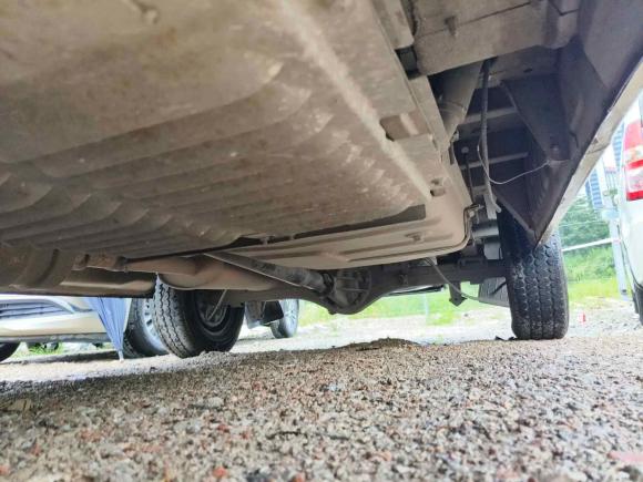 [深圳·浙B] 二手福特经典全顺2013款 2.8T柴油厢式运输车短轴中顶JX493ZLQ3A