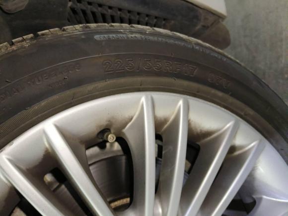 [济南·鲁A] 二手宝马宝马5系2014款 525Li 领先型