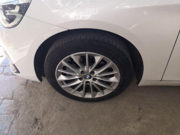 [南京·苏A] 二手宝马宝马2系多功能旅行车2018款 220i 领先型