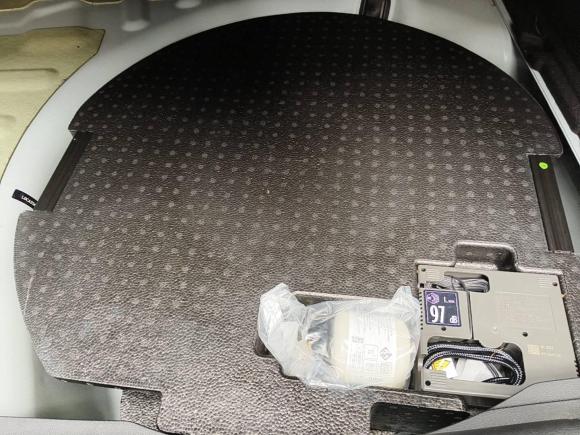 [上海·沪C] 二手雪铁龙雪铁龙C62021款 400THP 舒适版