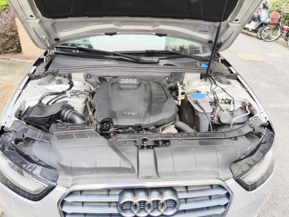 [上海·沪F] 二手奥迪奥迪A4L2015款 35 TFSI 自动标准型