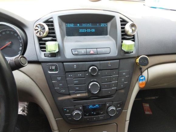 [上海·沪C] 二手别克君威2012款 2.4L SIDI精英版