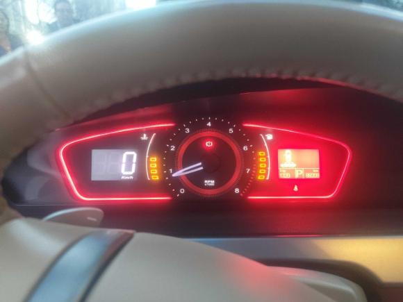 [南京·苏L] 二手荣威荣威5502012款 550S 1.8L 自动启臻版