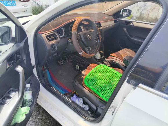 [台州·沪C] 二手斯柯达昕锐2018款 1.6L 自动舒适版