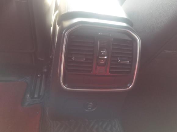 [金华·浙G] 二手保时捷Macan2017款  Macan 2.0T