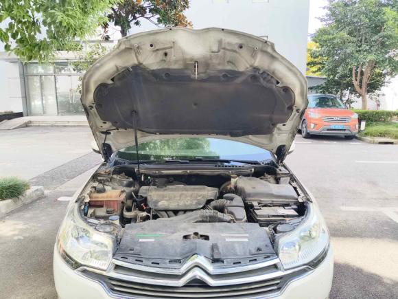 [上海·苏A] 二手雪铁龙雪铁龙C52014款 2.0L 自动尊享型