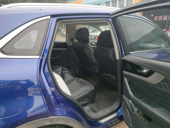 [成都·川J] 二手红旗红旗HS52019款 2.0T 智联旗享版