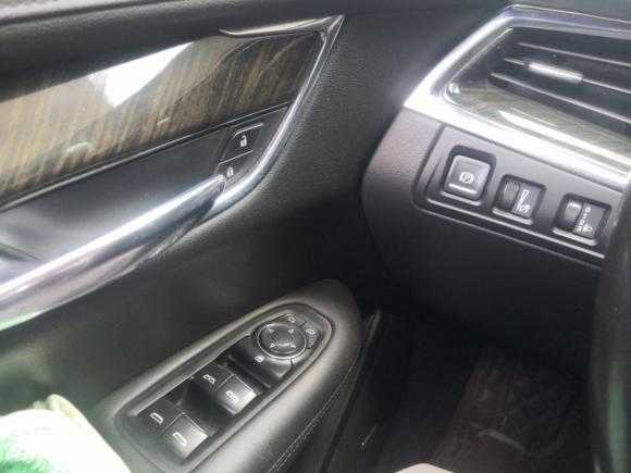 [上海·豫A] 二手凯迪拉克凯迪拉克XT52018款 25T 技术型