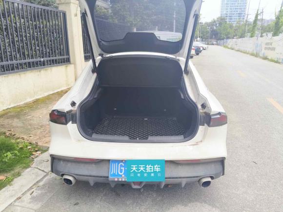 [成都·川G] 二手长安长安UNI-V2022款 1.5T 尊贵型