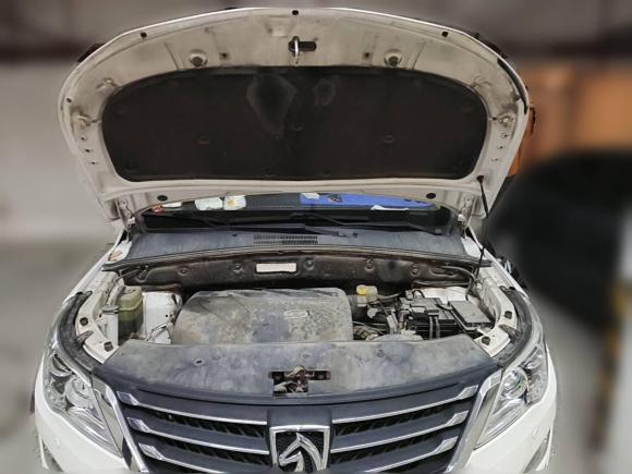 [苏州·苏E] 二手宝骏宝骏5602016款 1.8L 手动豪华型