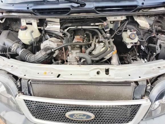 [深圳·浙B] 二手福特经典全顺2013款 2.8T柴油厢式运输车短轴中顶JX493ZLQ3A