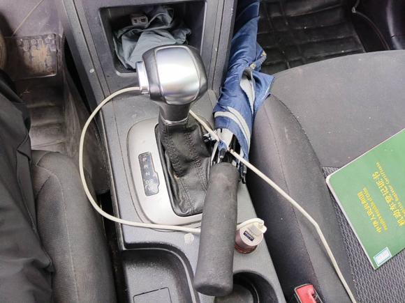 [广州·粤R] 二手荣威荣威3502015款 1.5L 自动豪华天窗版