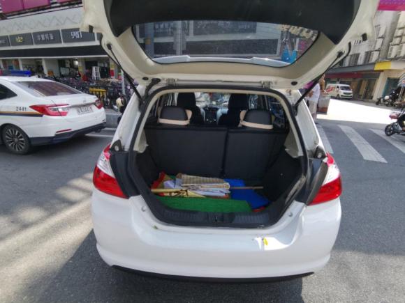 [广州·粤V] 二手启辰启辰R502015款 1.6L 自动时尚版