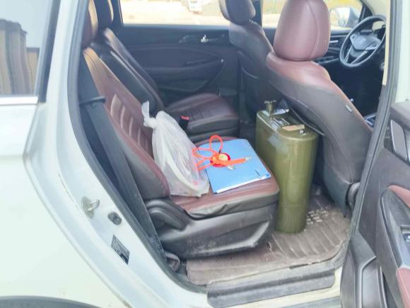 [南昌·赣A] 二手长安凌轩2017款 1.5T 手动乐活幸福型