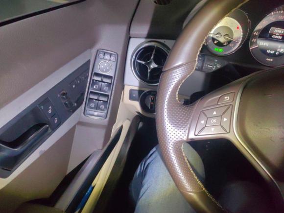 [上海·沪B] 二手奔驰奔驰GLK级2013款 GLK 300 4MATIC 动感天窗型