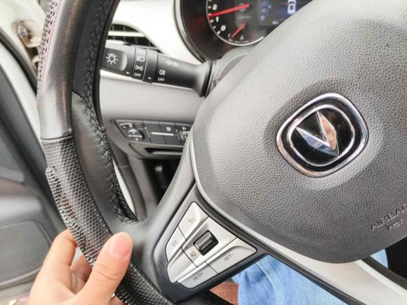 [义乌·浙G] 二手长安长安CS35PLUS2019款 1.6L 手动畅联版