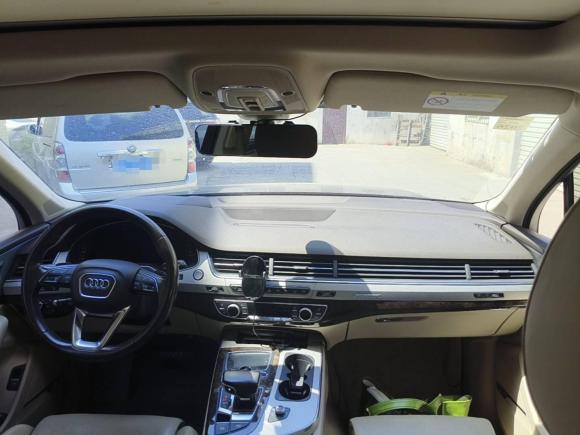 [深圳·粤B] 二手奥迪奥迪Q72016款 40 TFSI S line运动型