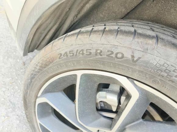 [广州·粤A] 二手领克领克052022款 2.0TD 两驱耀Halo