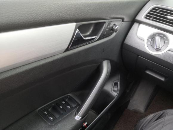 [上海·苏C] 二手大众帕萨特2014款 1.8TSI DSG尊荣版