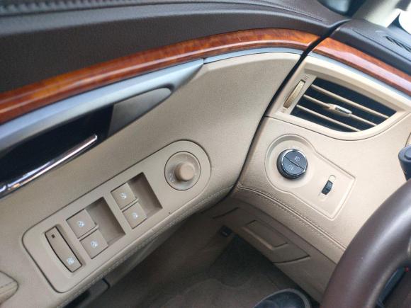 [上海·辽B] 二手别克君越2012款 2.4L SIDI豪雅版