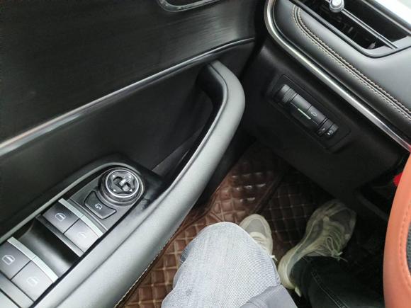 [成都·川A] 二手奇瑞瑞虎82020款 290TGDI 自动精英版 大六座