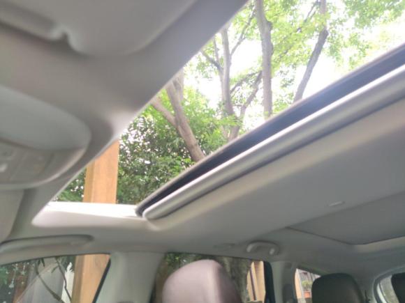 [上海·沪B] 二手英菲尼迪英菲尼迪QX602014款 2.5 S/C Hybrid 两驱卓越版