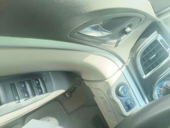 [上海·沪N] 二手别克别克GL82011款 2.4L LT豪华商务行政版