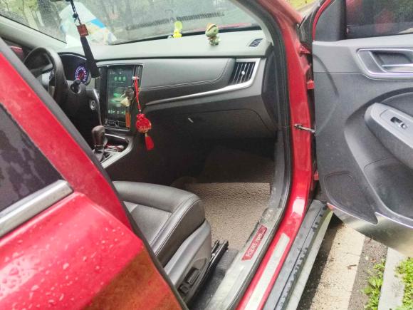 [武汉·鄂A] 二手荣威荣威RX52016款 20T 两驱自动互联网智享版