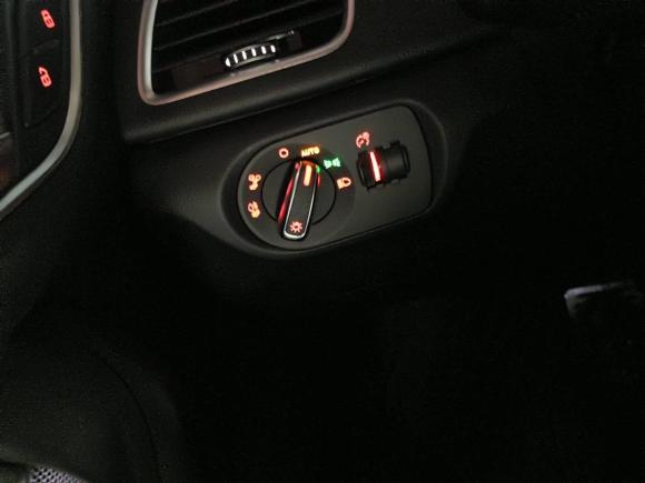 [上海·沪F] 二手奥迪奥迪Q32018款 30周年年型 35 TFSI 运动型