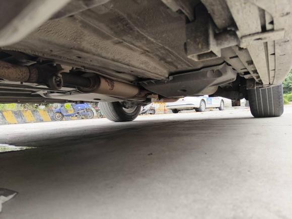 [成都·川A] 二手路虎发现神行2016款 2.0T SE