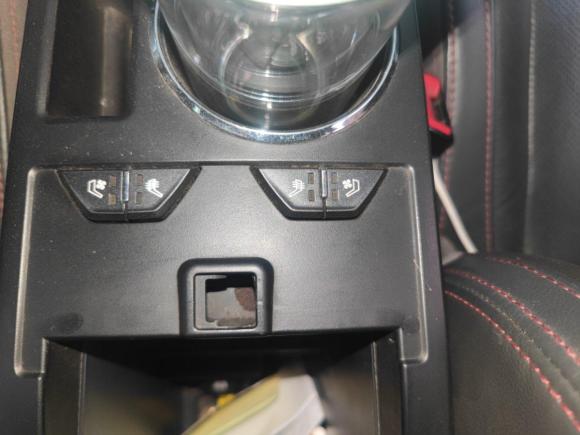 [西安·陕A] 二手比亚迪秦新能源2014款 1.5T 酷黑骑士旗舰型