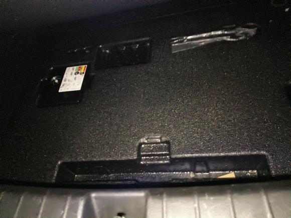 [上海·沪A] 二手比亚迪秦PLUS2021款 DM-i 120KM 旗舰型