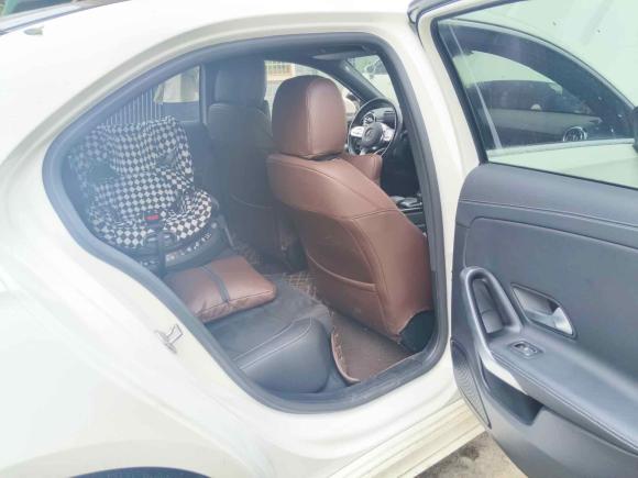 [义乌·浙G] 二手奔驰奔驰A级2020款 改款 A 200 L 运动轿车时尚型