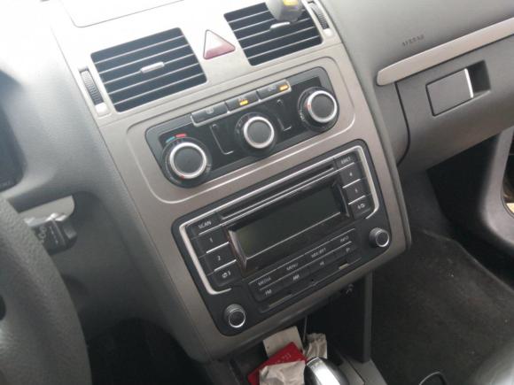 [上海·沪B] 二手大众途安2013款 1.4T DSG舒适版5座