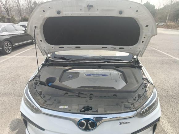 [北京·京A] 二手北京汽车北京EU52018款 R500 智风版