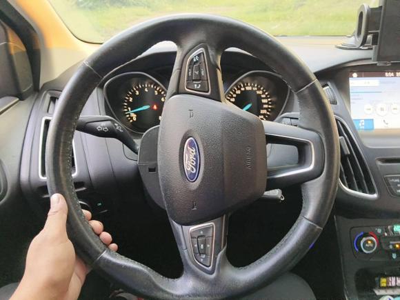 [金华·浙G] 二手福特福克斯2017款 三厢 EcoBoost 180 自动精英型