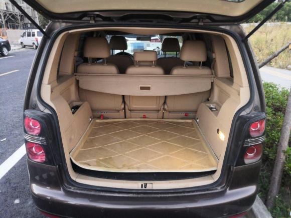 [上海·浙A] 二手大众途安2011款 1.4T DSG智雅版5座